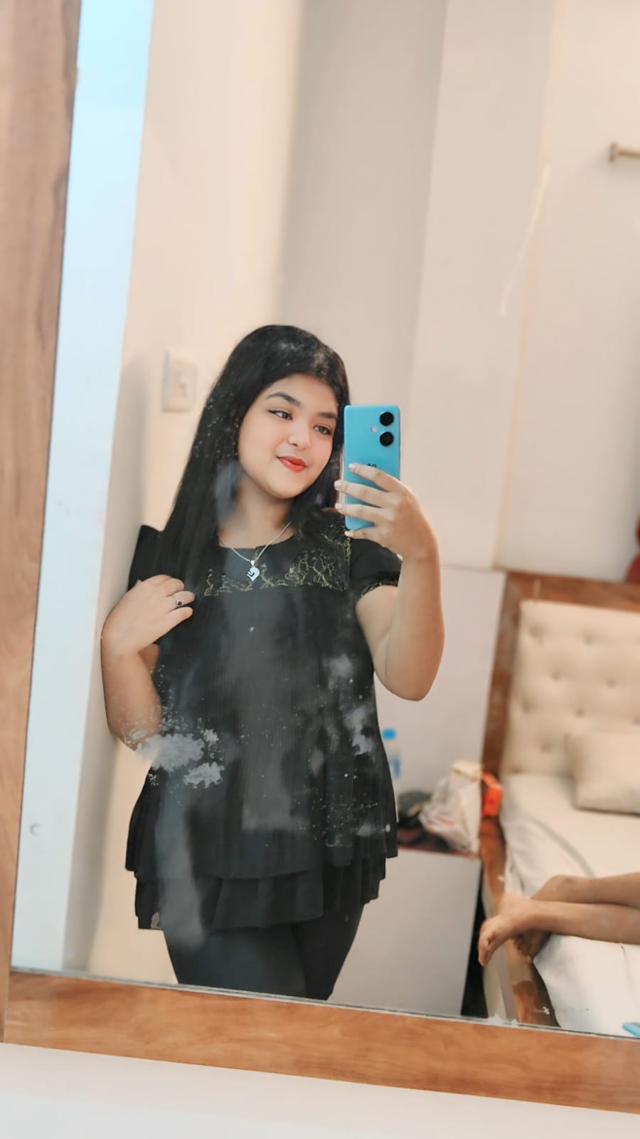 Girl 1